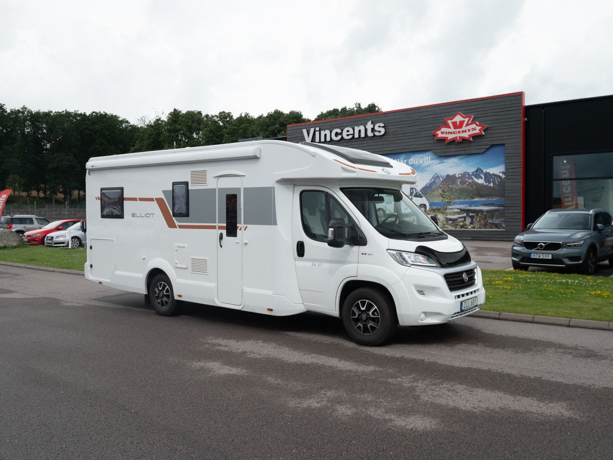 CI-Elliot Magis 86 XT *Långbäddar *Taksäng *Solcell-(2018)-2364292
