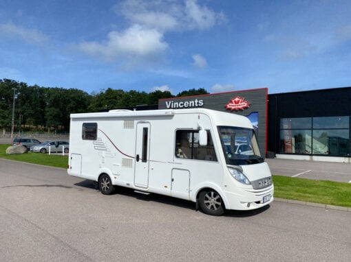 Hymer-B 698 *Queenbädd *AC bodel *Kamkedja-(2012)-2375206