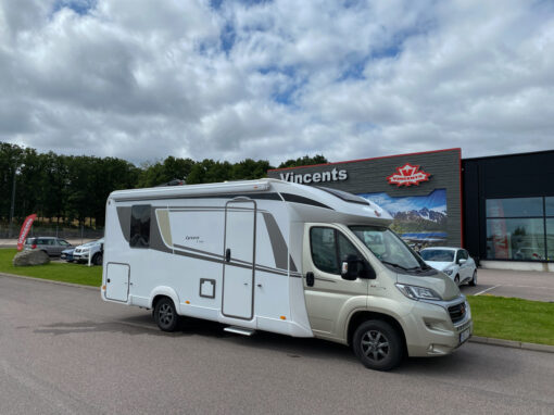Bürstner-Lyseo T 734 *Queenbädd *Taksäng *3500kg-(2018)-2375153