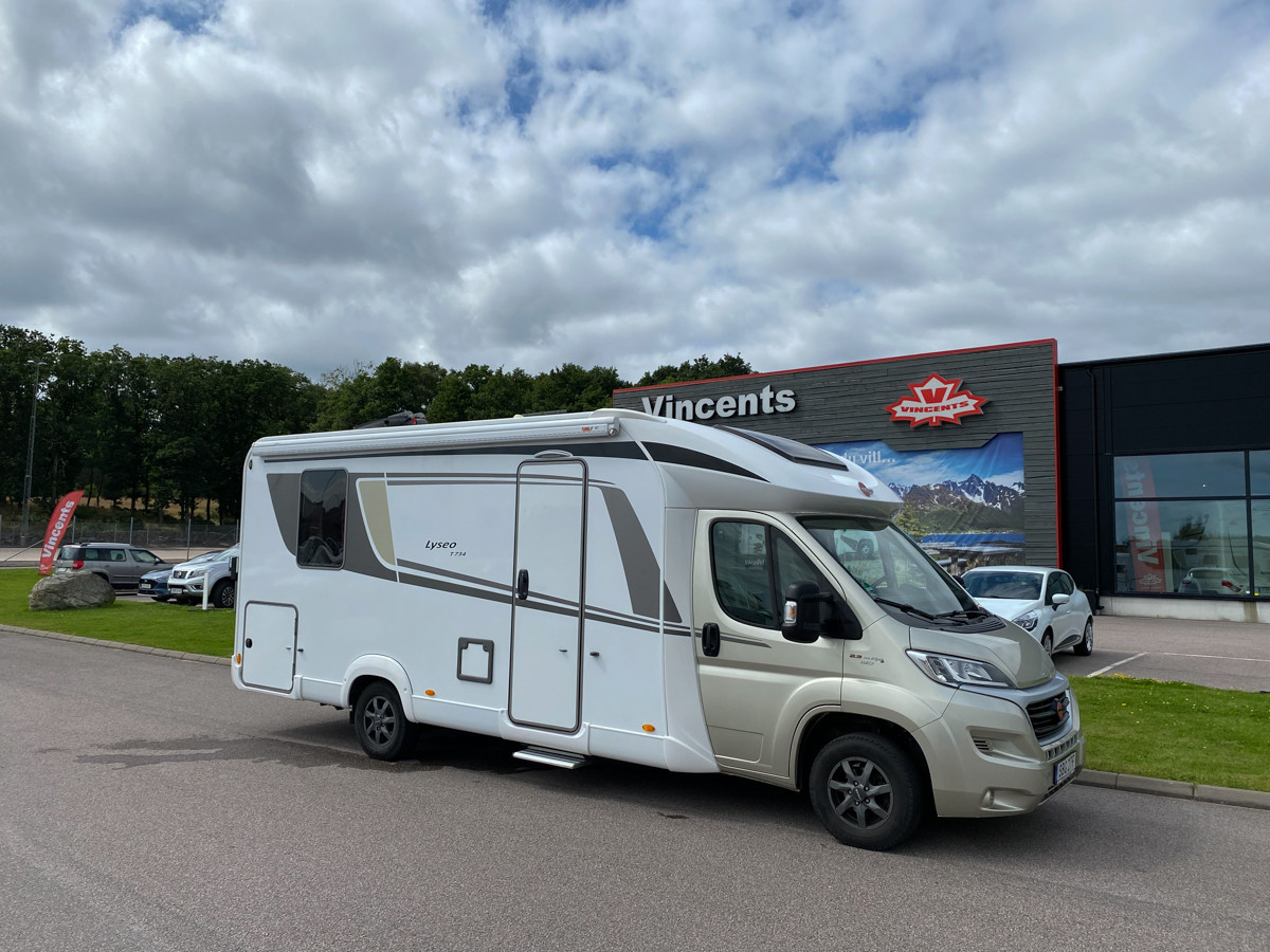Bürstner-Lyseo T 734 *Queenbädd *Taksäng *3500kg-(2018)-2375153