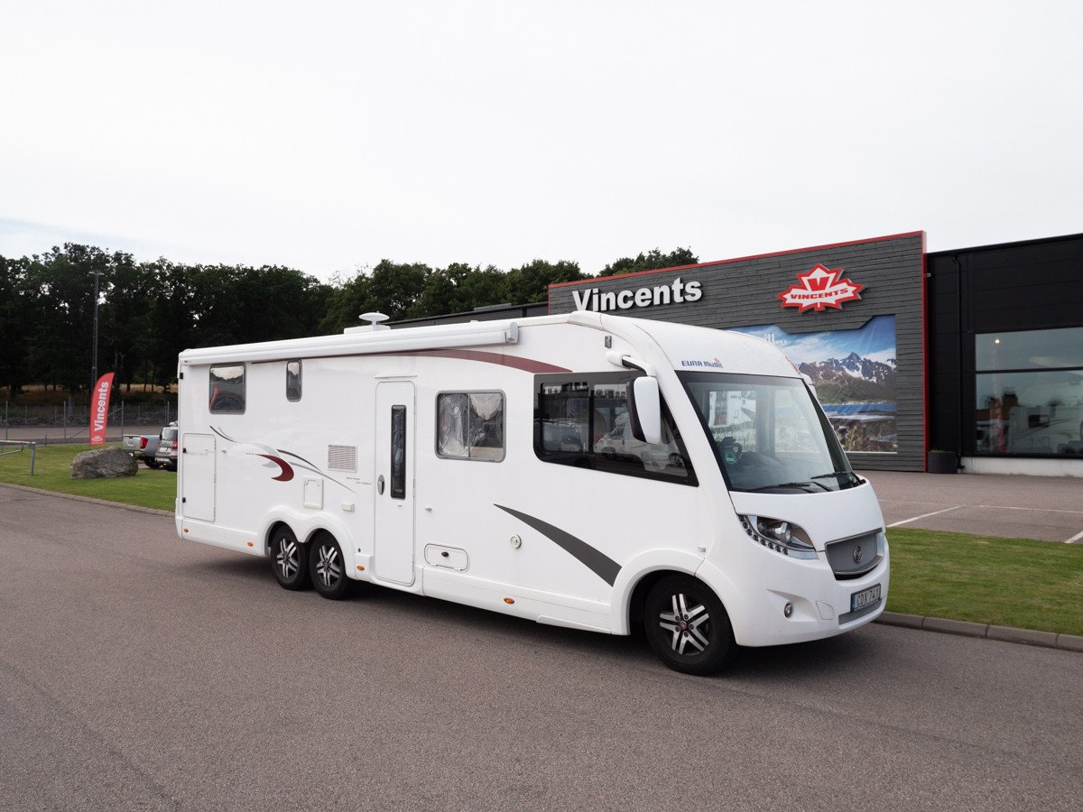 Eura Mobil-ILLS 850 QB-(2016)-2411646