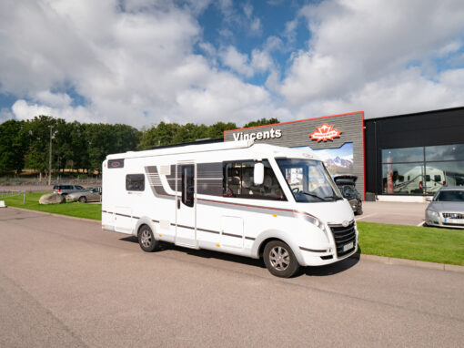 LMC-Explorer I 715 *Långbäddar *Toalett bak *Automat-(2017)