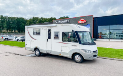 Rapido-840 F *Queenbädd *3500kg *Solcell-(2015)-2430291