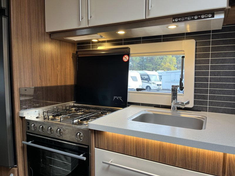 Polar-650 BR / BK *Barnkammare *Mover *Ugn-(2018)-2489828