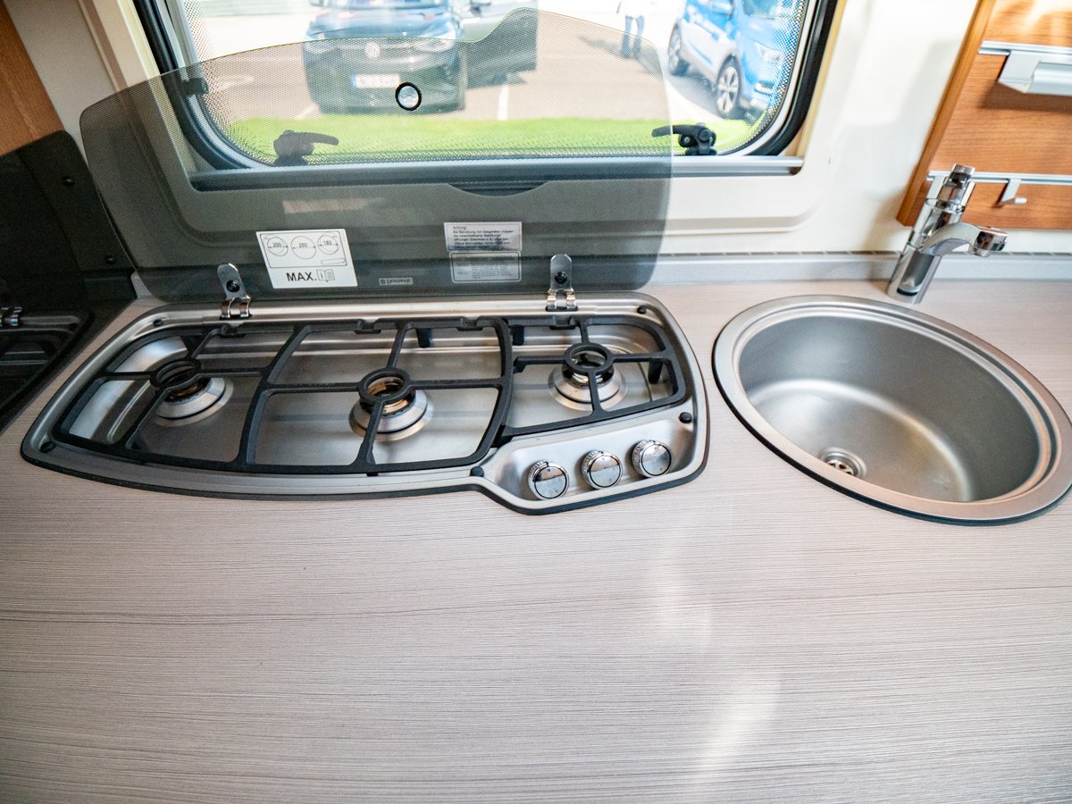 Knaus-650 UDF *Barnkammare *ALDE *Lufttält-(2015)