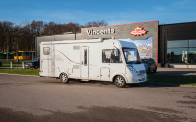 Hymer-B 678 *Långbäddar *AC bodel *ALDE *Kamkedja-(2011)-2654368