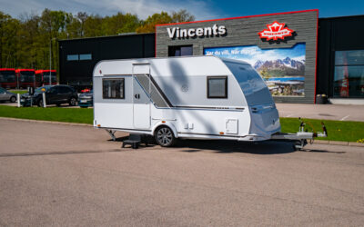 Sålda husbilar och husvagnar 14 Knaus-Sport 450 FU *Förtält *Queenbädd *AC-(2023)