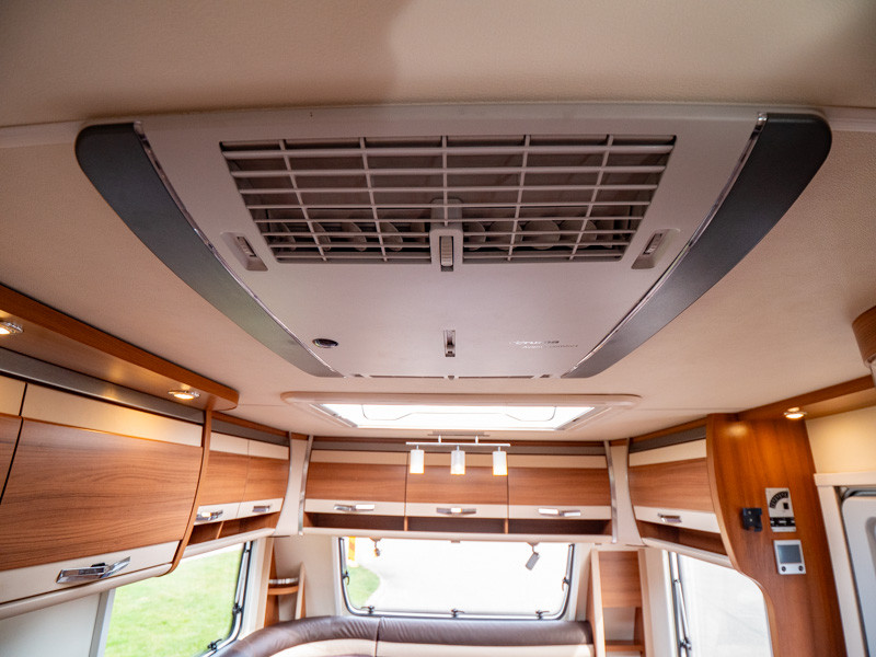 Knaus-Südwind Exclusive 650 KWY(UKB) *Mover *AC-(2013)-2694680