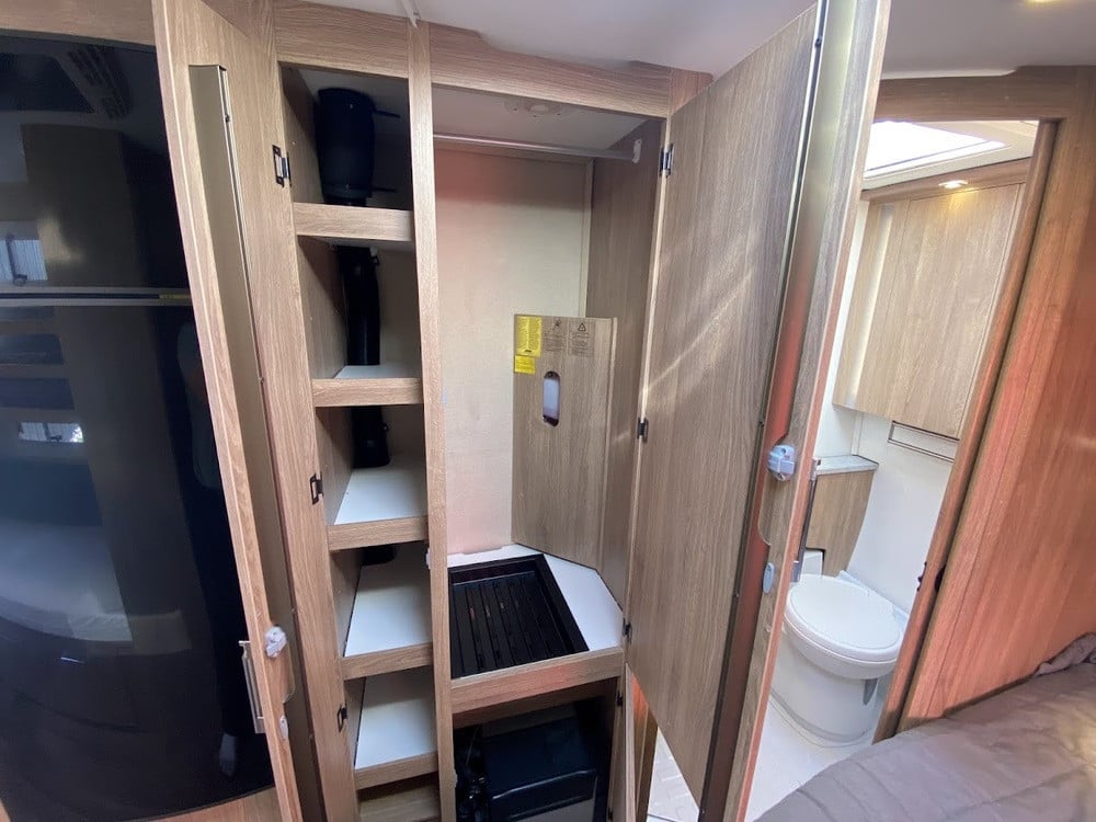 KABE-CLASSIC 630 GXL KS *Förtält *AC *Mover-(2018)-2719726