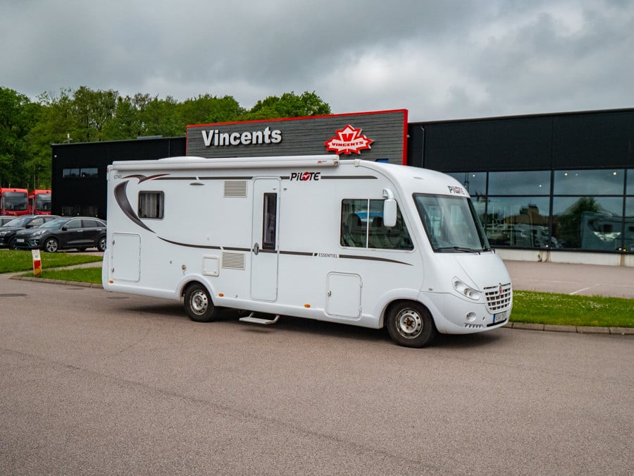 Pilote-I 740 C *Queenbädd *ALDE *AC bodel *Automat-(2015)-2759678