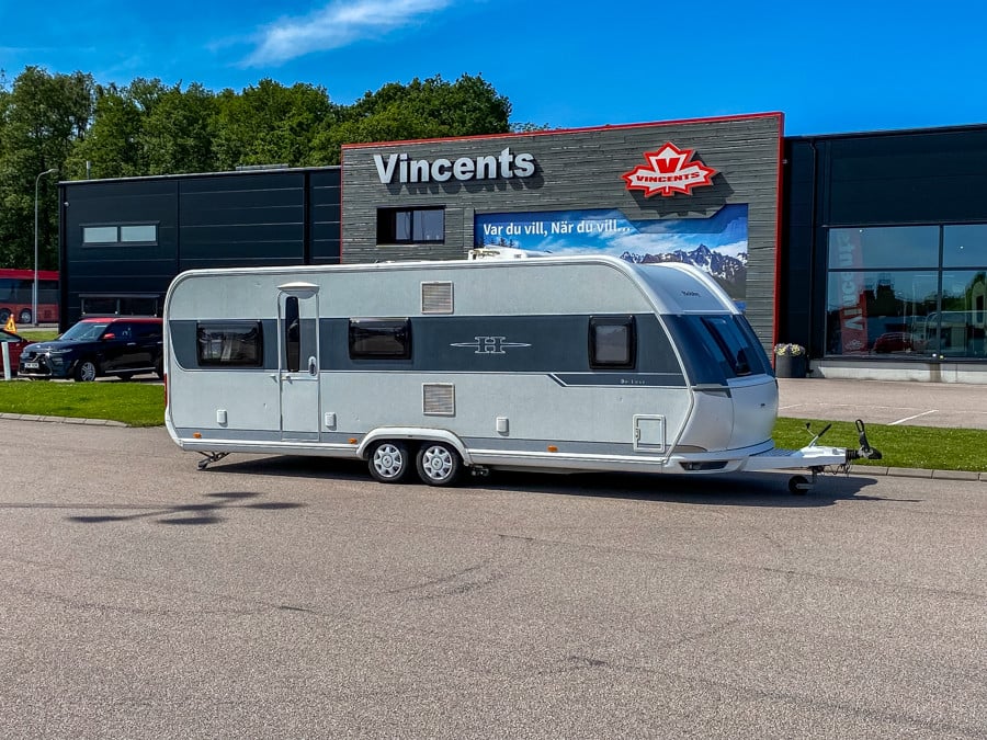 Hobby-650 KMFE DE LUXE *Mover *AC-(2016)-2764978