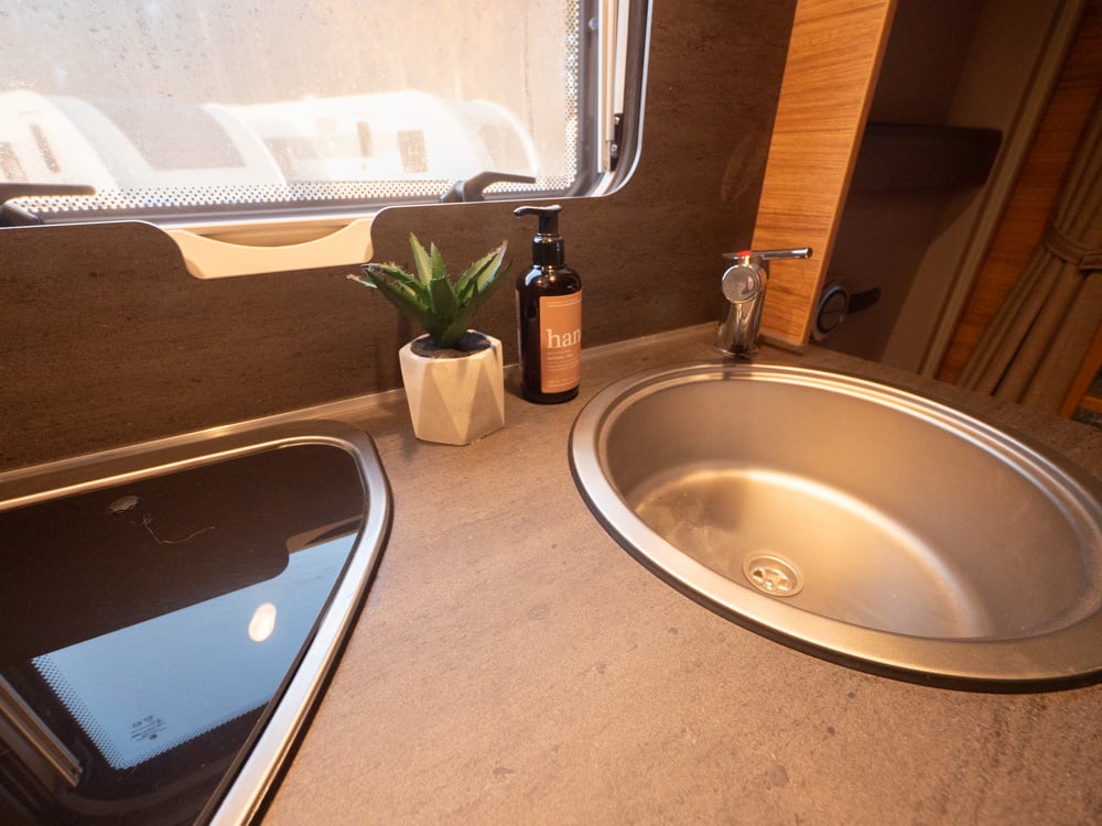 Weinsberg-CaraOne *2-våningssäng *1100kg