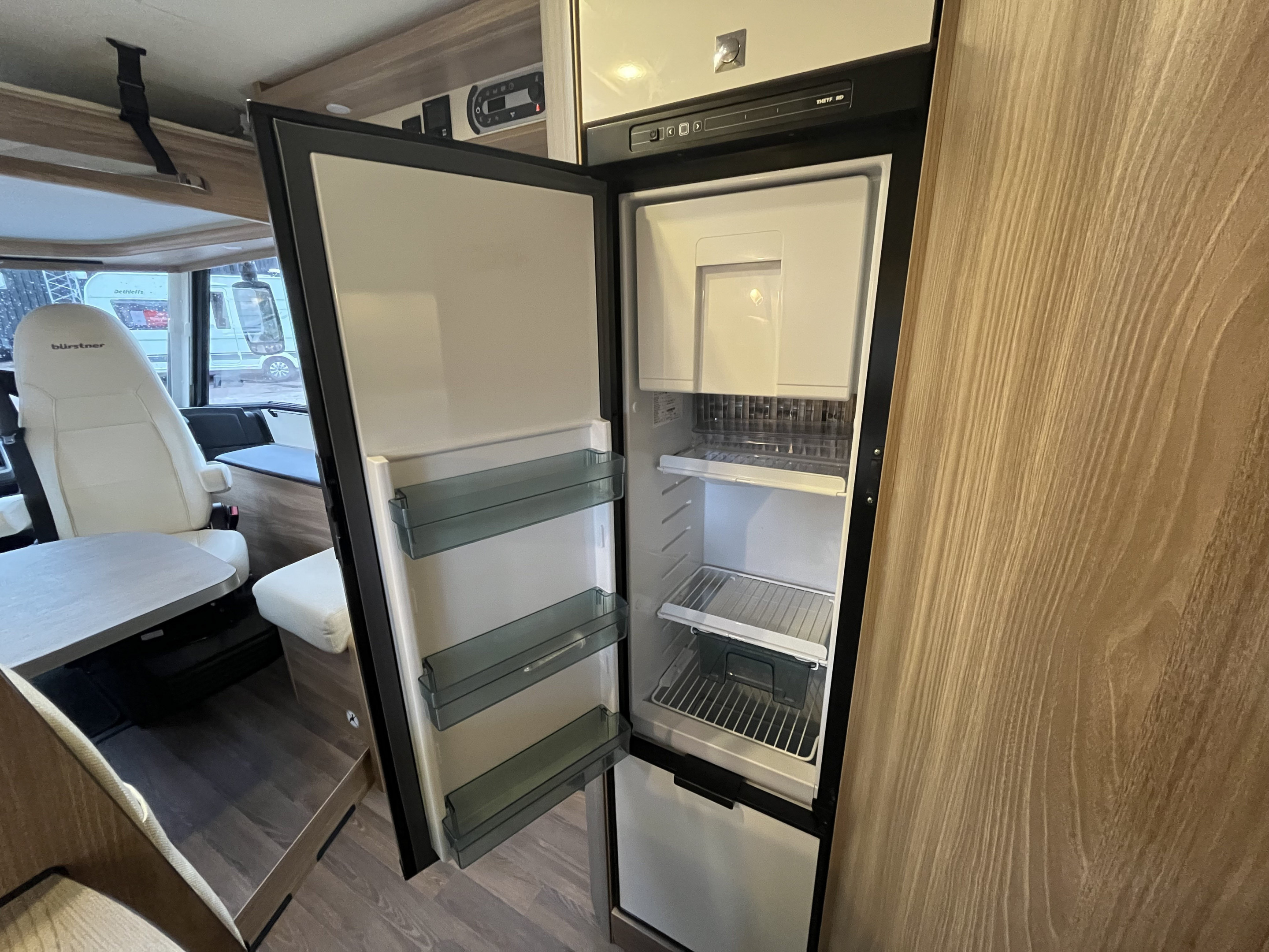 Bürstner-B I 700 *Queenbedd *AC bodel *Automat-(2019)-2809234
