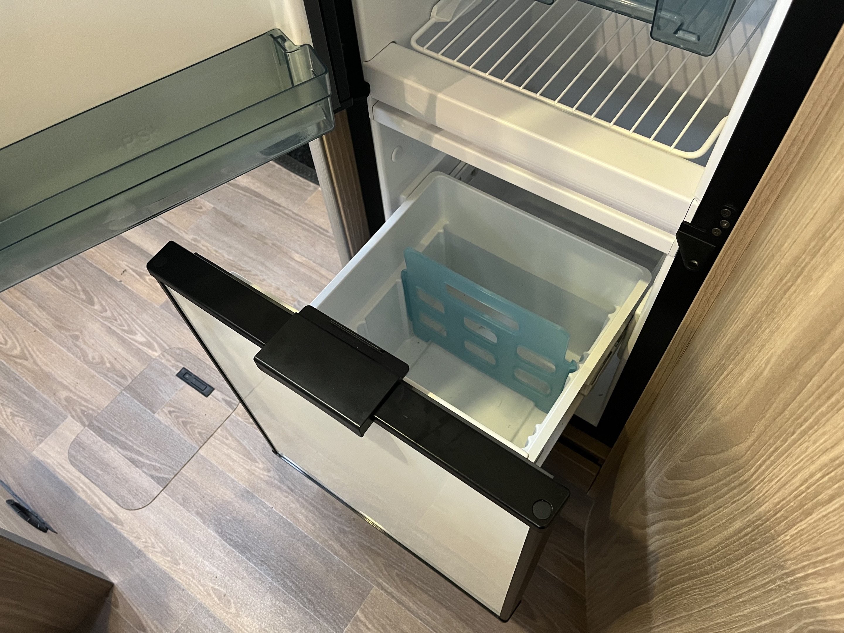 Bürstner-B I 700 *Queenbedd *AC bodel *Automat-(2019)-2809235