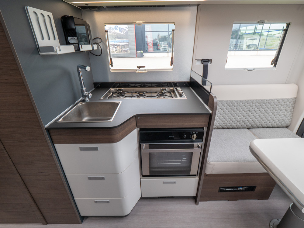 Adria-CORAL MB 670 DL *Långbäddar *ALDE-(2023)-2786397