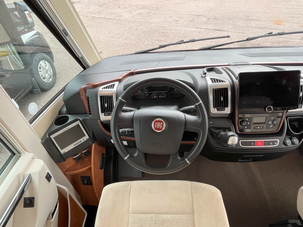 Carthago-CHIC C-LINE I 4.9 *Långbäddar *Automat *ALDE-(2017)-2793804
