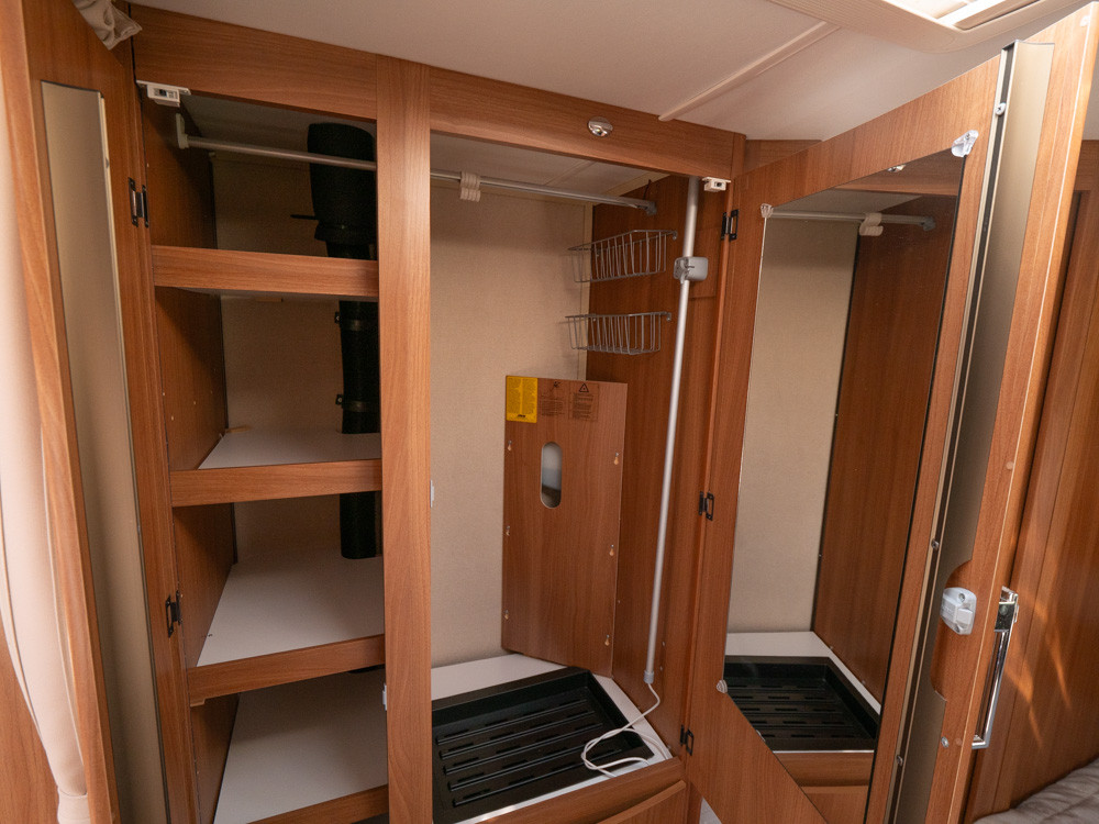 KABE-ROYAL 520 XL KS *Solcell *ALDE-(2014)-2797340