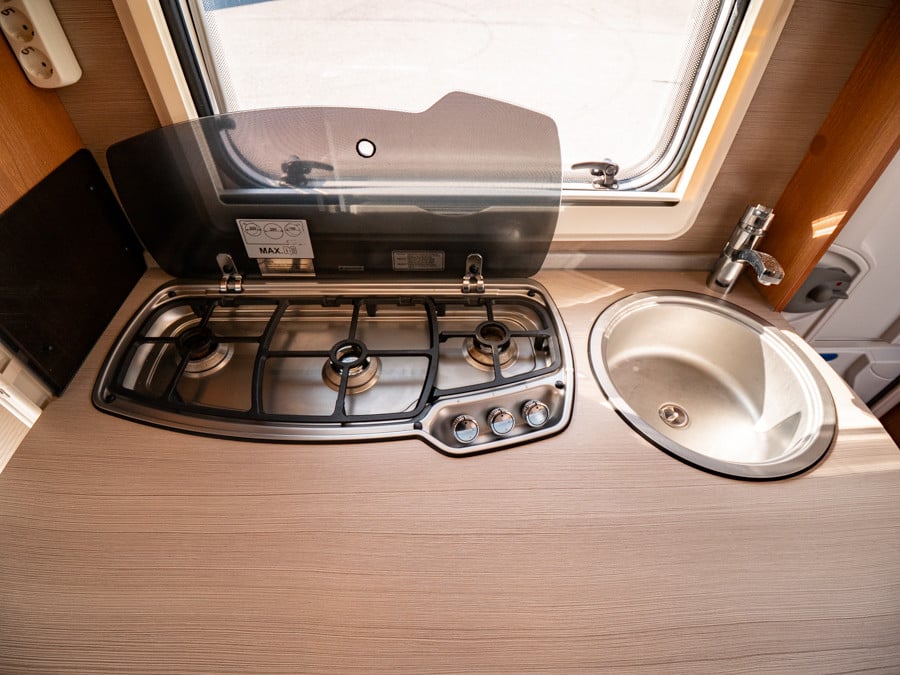 Knaus-SPORT 500 EU-(2016)-2816122