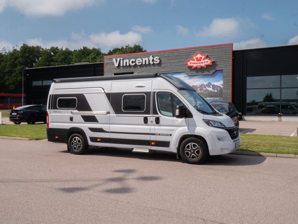 Adria-TWIN 640 SGX *Automat *Solcell *Dragkrok-(2022)-2813343