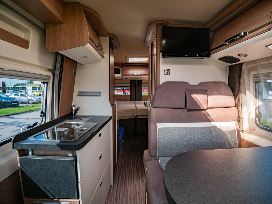 Carthago-MALIBU VAN 600 DB *Under 6m *3500kg-(2018)-2802594