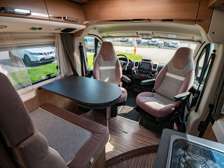 Carthago-MALIBU VAN 600 DB *Under 6m *3500kg-(2018)-2802595