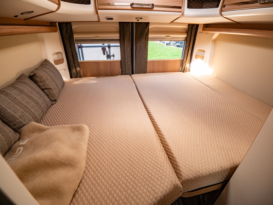 Carthago-MALIBU VAN 600 DB *Under 6m *3500kg-(2018)-2802599