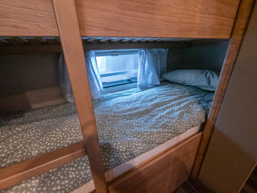 Weinsberg-CaraOne *2-våningssäng *1100kg