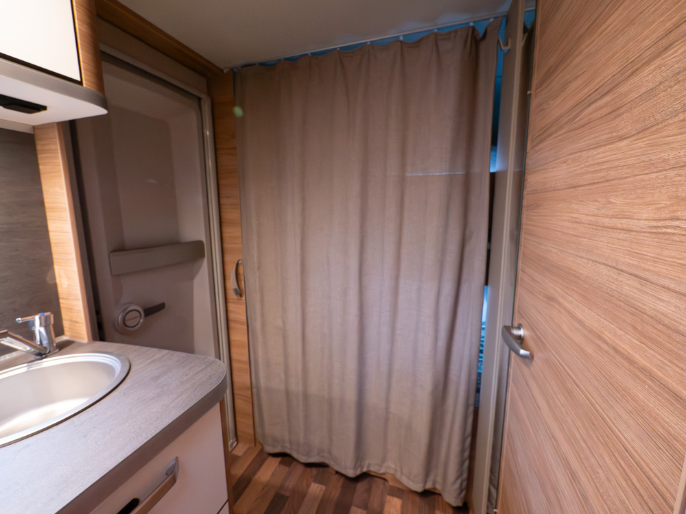 Weinsberg-CaraOne *2-våningssäng *1100kg