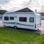 Hobby-560 WLU PRESTIGE *Långbäddar * Toalett bak-(2013)