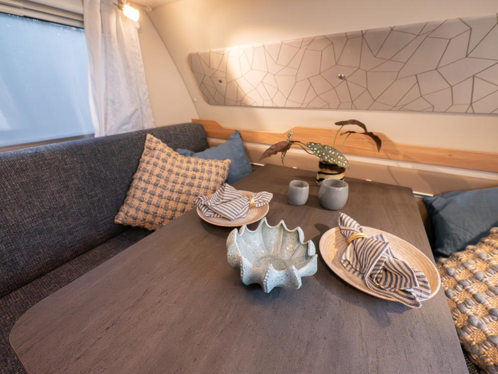 Weinsberg-CaraOne *2-våningssäng *1100kg