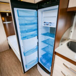 Hobby-560 WLU PRESTIGE *Långbäddar * Toalett bak-(2013)