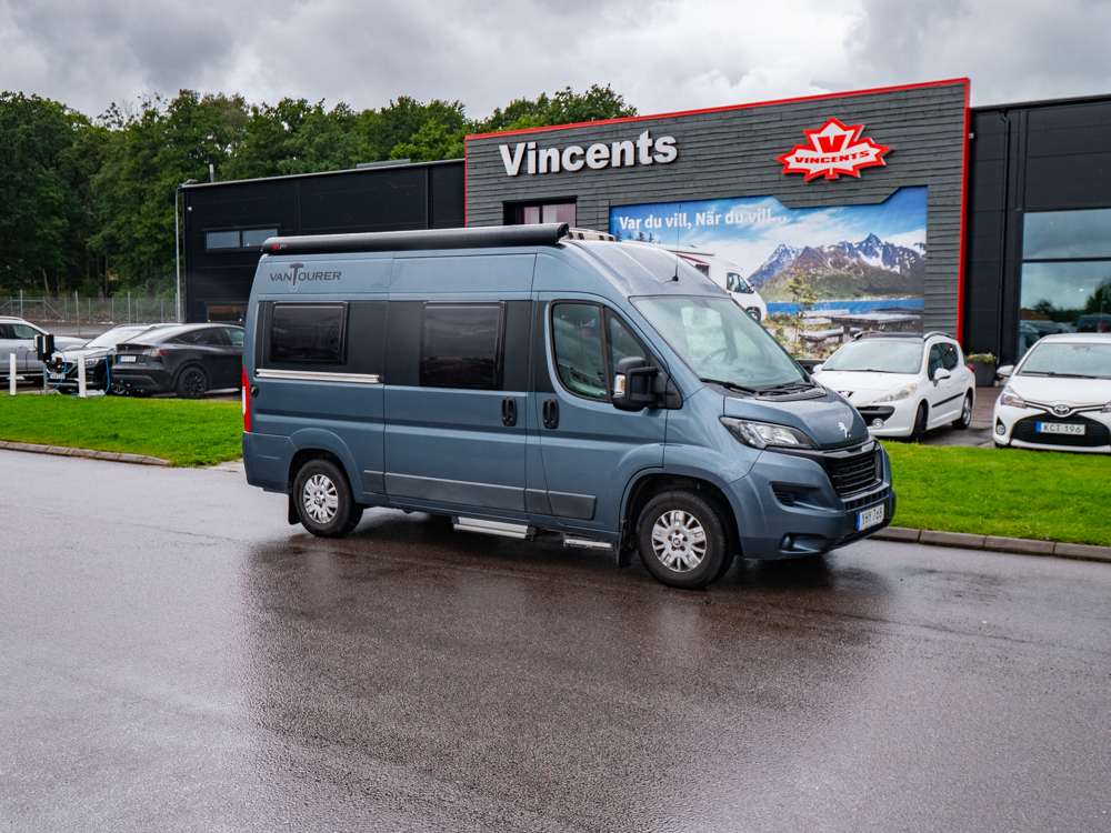 Knaus-Vantourer 540 *3300kg *Höj & sänkbar bädd *Låg skatt-(2017)