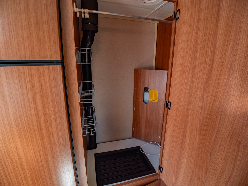 KABE-BRILJANT XL KS *Alde *Dubbelbädd-(2013)-2851576