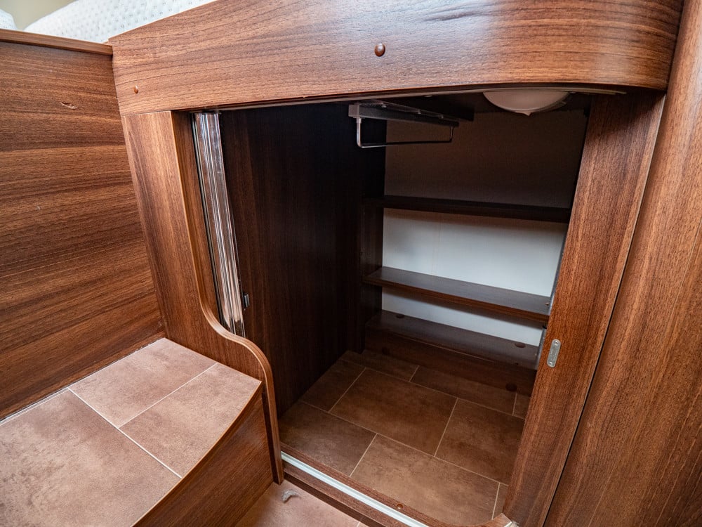 Bürstner-Elegance I 810 *Automat *AC bodel *Långbäddar-(2015)-2862096