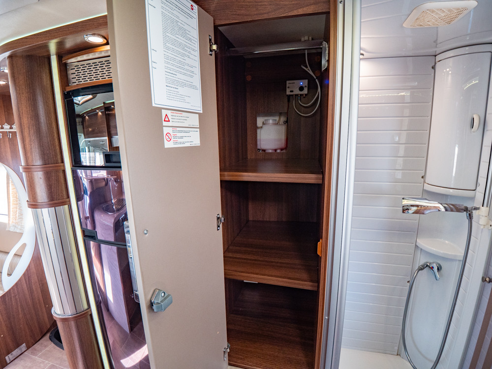 Bürstner-Elegance I 810 *Automat *AC bodel *Långbäddar-(2015)-2862098