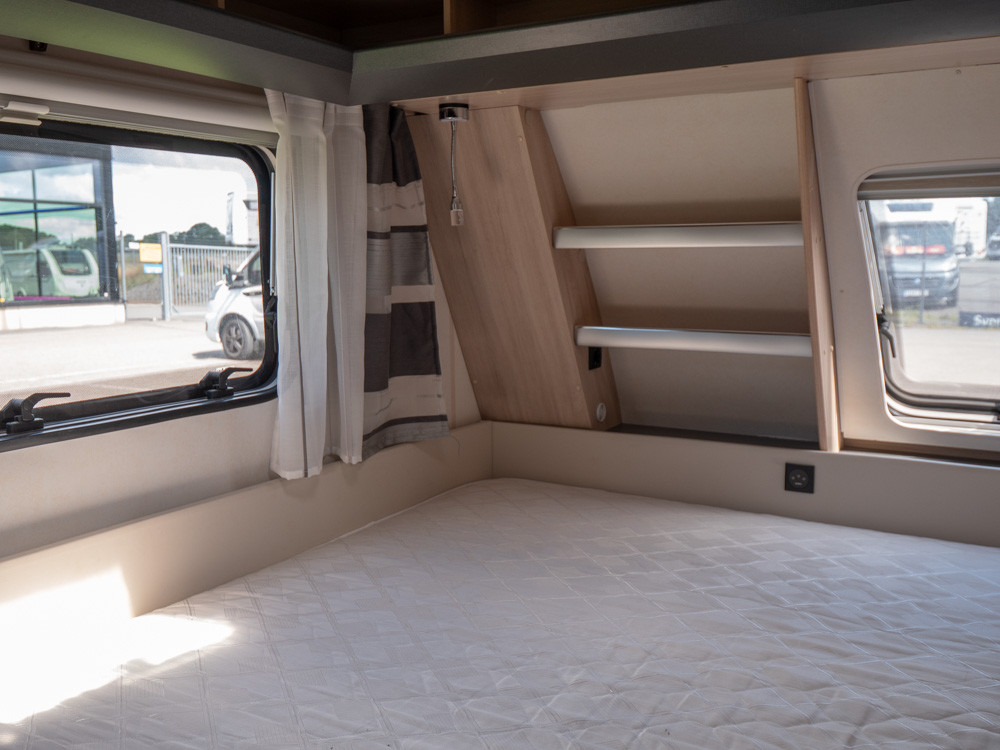 Hobby-650 KMFE *Barnkammare *Dubbelbädd-(2020)-2856469