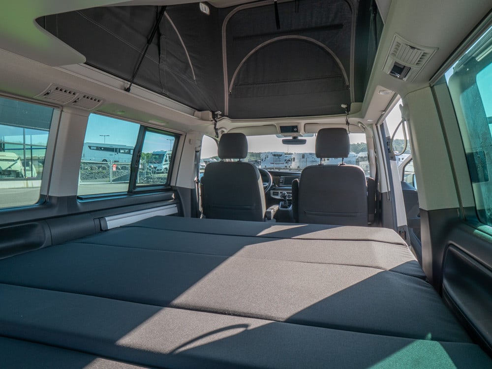 Volkswagen-CALIFORNIA BEACH-(2021)-2821210