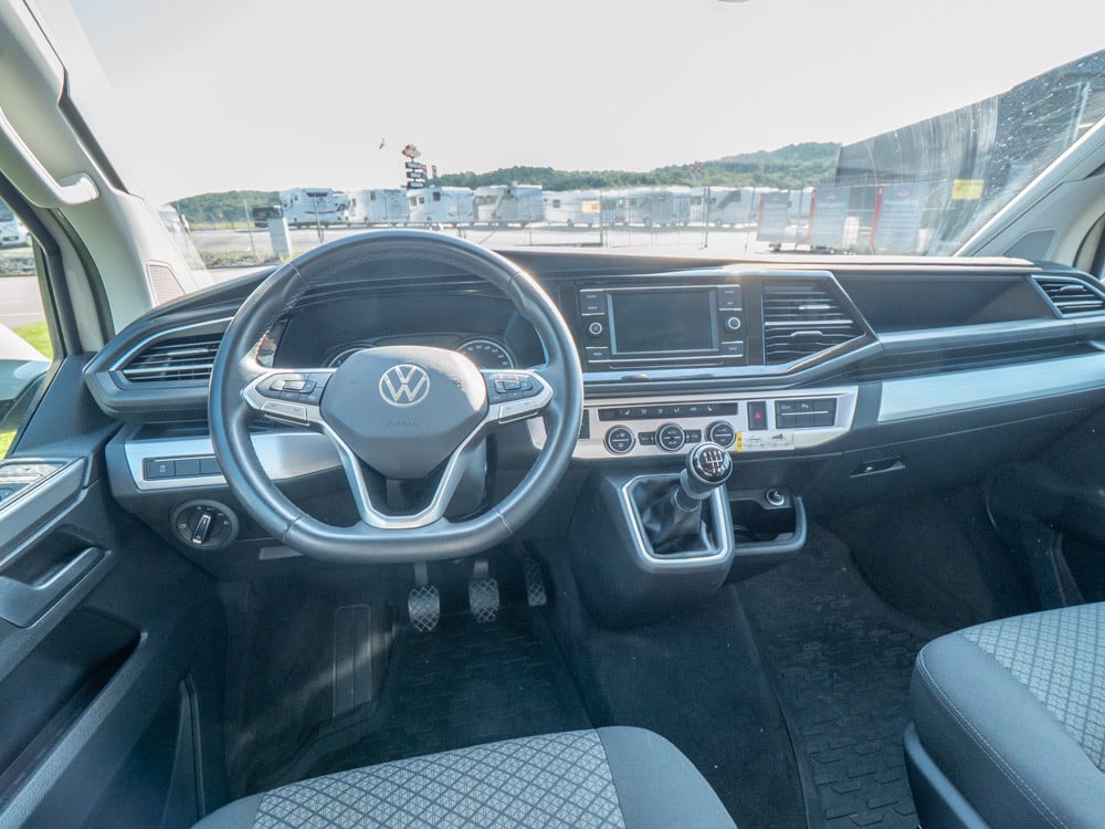 Volkswagen-CALIFORNIA BEACH-(2021)-2821215