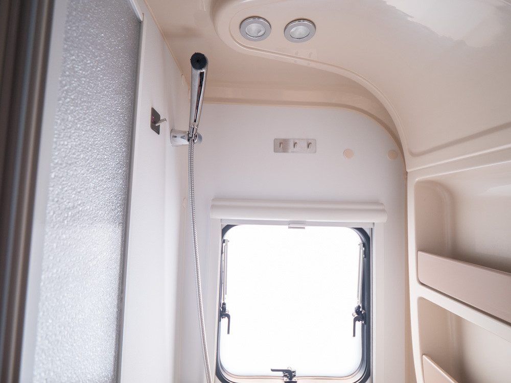 Adria-ADORA 613 HT-(2012)-2843474