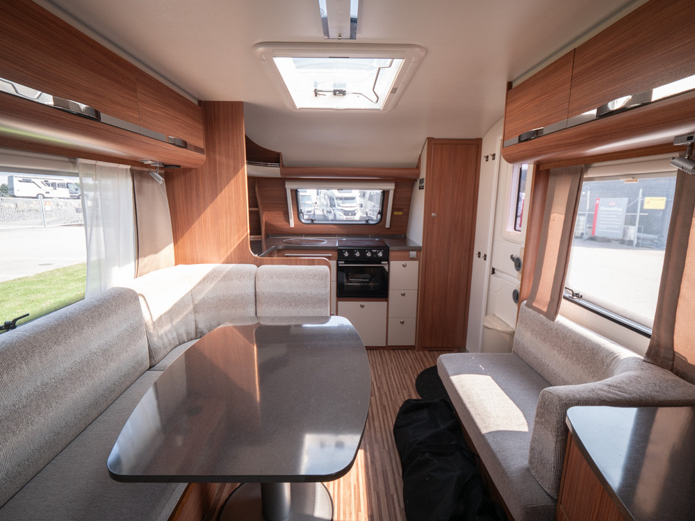 Adria-ADORA 613 HT-(2012)-2843463