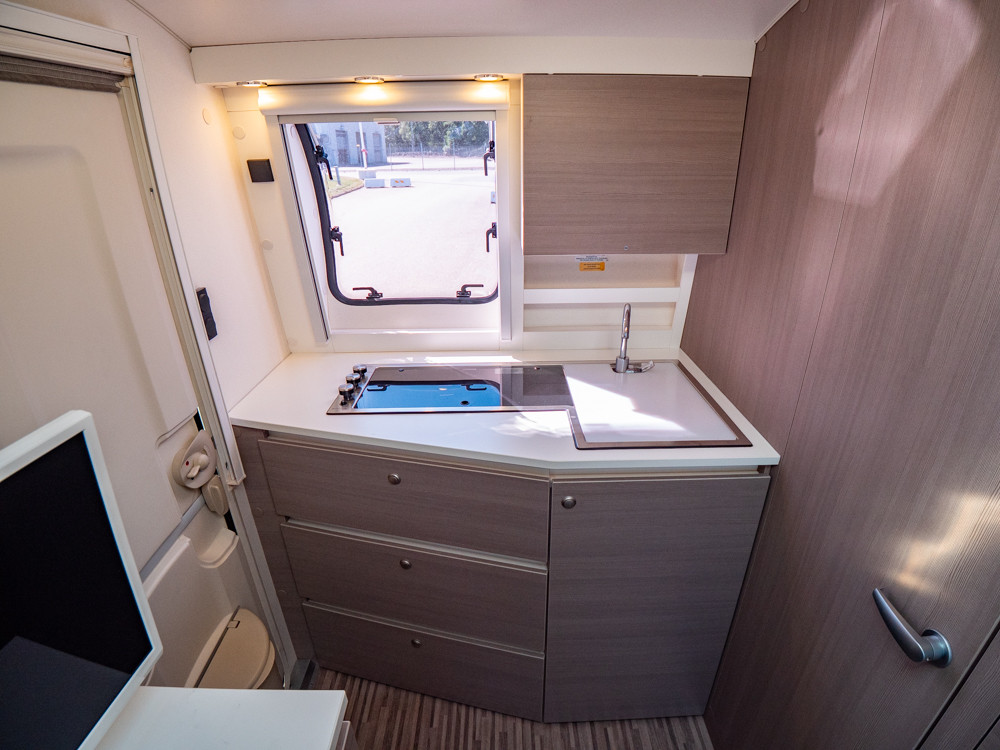 Adria-361LH *Truma *Mover *Dubbelbädd-(2013)-2848559