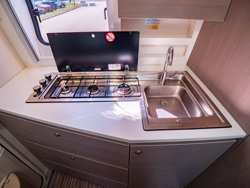 Adria-361LH *Truma *Mover *Dubbelbädd-(2013)-2848560