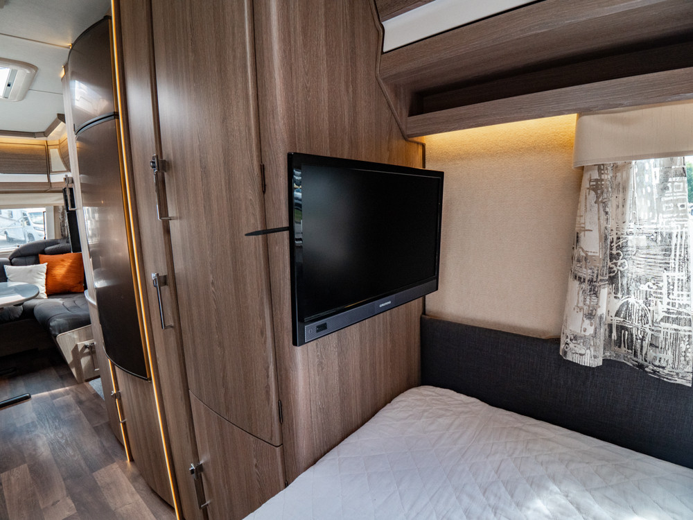 KABE-ROYAL 600 GLE KS *AC bodel *Alde *Långbäddar-(2016)-2860954