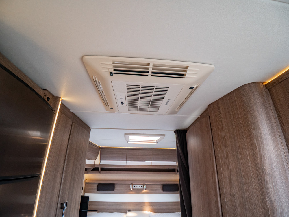 KABE-ROYAL 600 GLE KS *AC bodel *Alde *Långbäddar-(2016)-2860956