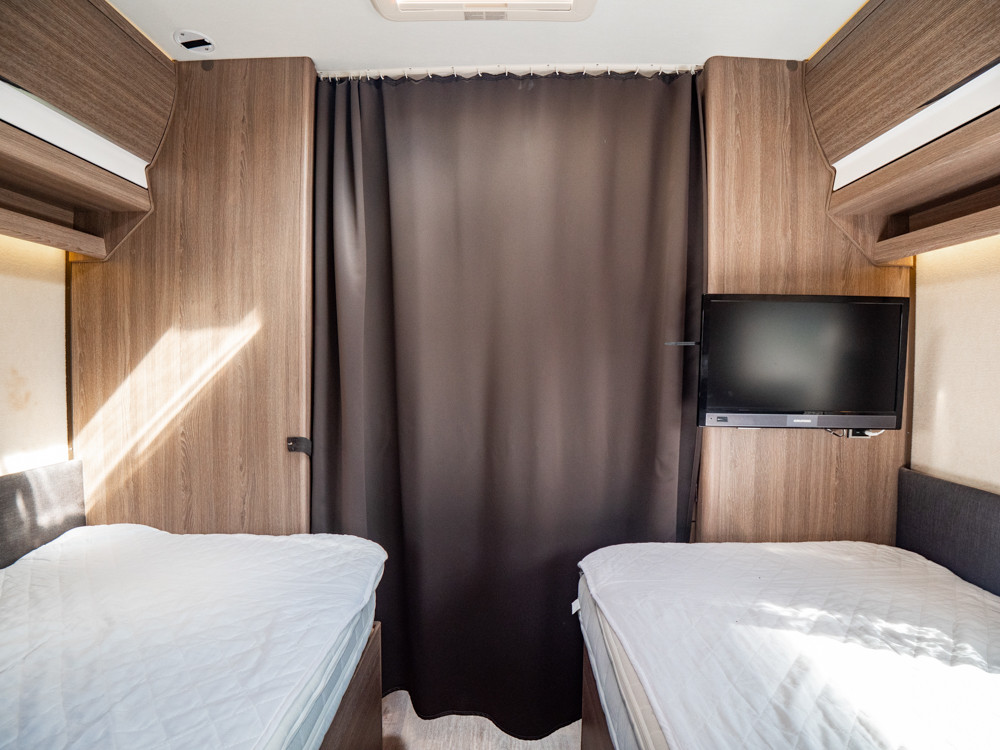 KABE-ROYAL 600 GLE KS *AC bodel *Alde *Långbäddar-(2016)-2860950