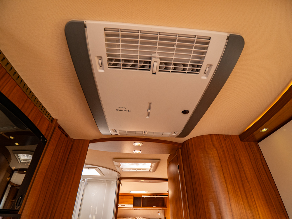 Hymer-B 798 Premium Line Ed-S *Hydrauliska stödben-(2017)