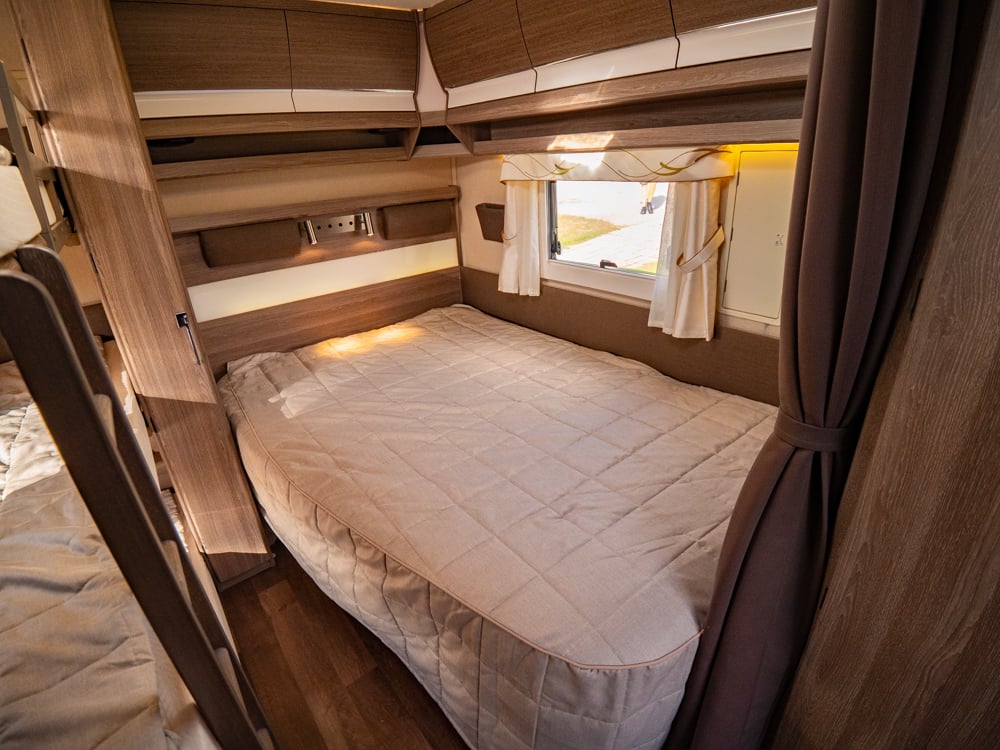 KABE-ROYAL 560 GLE KS *Barnkammare *Alde *Solcell-(2015)