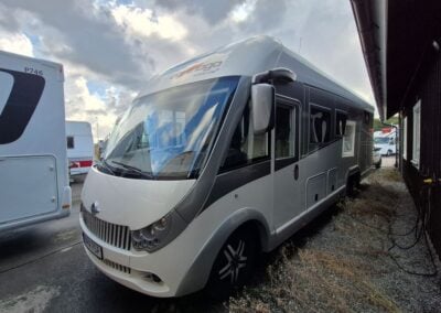 Carthago-CHIC E-LINE I 64 XL QB *Hydrauliska stödben-(2019)