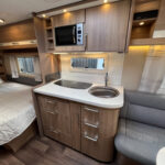 KABE-CLASSIC 470 XL *Dubbelbädd *ALDE-(2017)-2896652