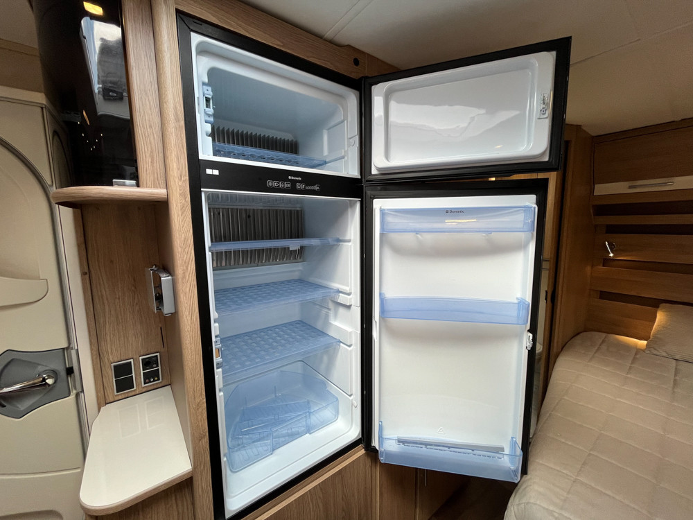 KABE-CLASSIC 470 XL *Dubbelbädd *ALDE-(2017)-2896654